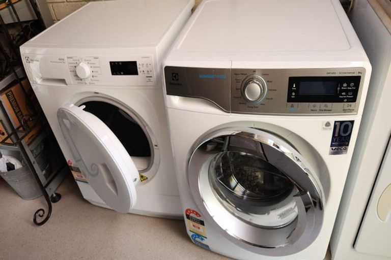 Photo of property in 20 Mercury Lane, Windsor Park, Auckland, 0632