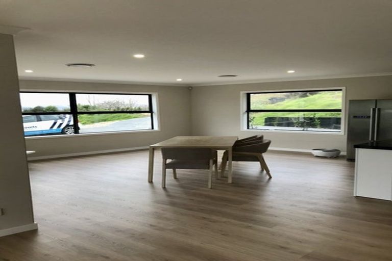 Photo of property in 90 Stoneridge Terrace, Whitford, Manurewa, 2576