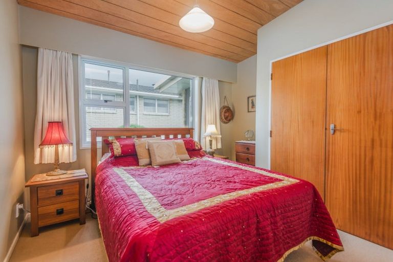 Photo of property in 35 Terry Crescent, Milson, Palmerston North, 4414