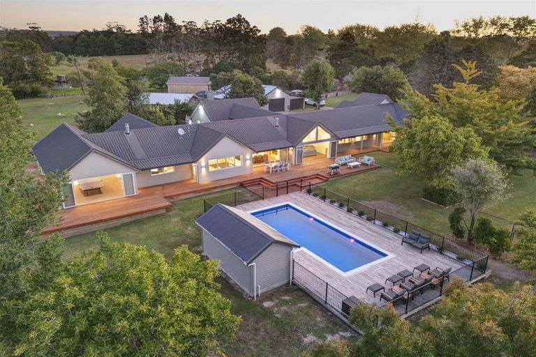 Photo of property in 346 Ireland Road, Waitoki, Kaukapakapa, 0871