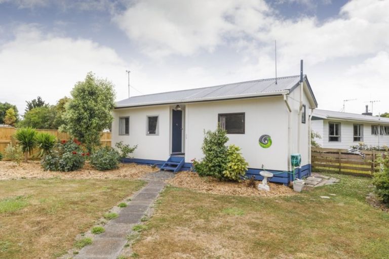 Photo of property in 8 Sicely Street, Marton, 4710