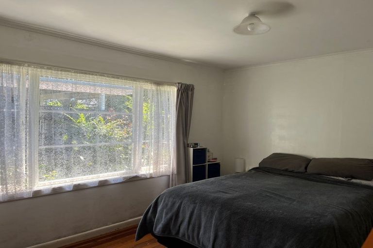 Photo of property in 1/72 Nikau Street, New Lynn, Auckland, 0600