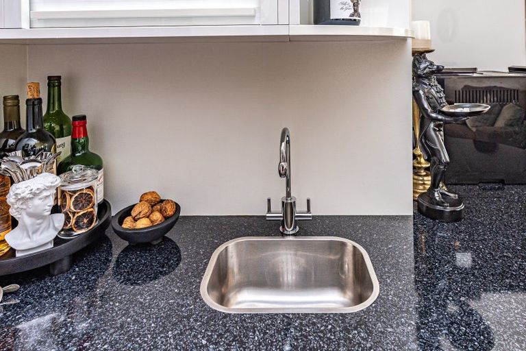 Photo of property in 19 Kent Road, Saint Johns Hill, Whanganui, 4501