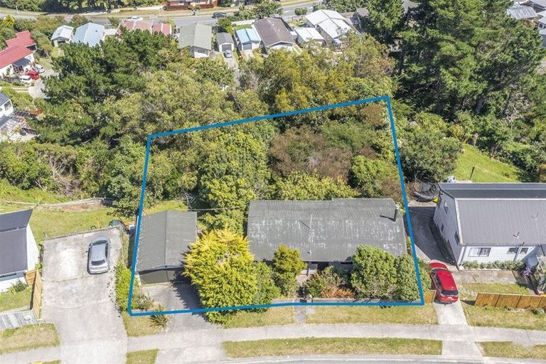 Photo of property in 20 Cleat Street, Whitby, Porirua, 5024