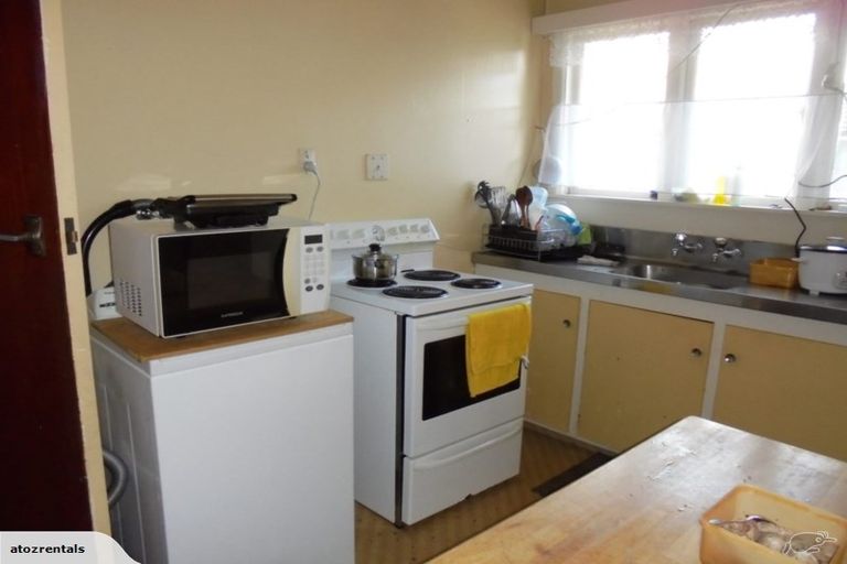 Photo of property in 2/944 Colombo Street, St Albans, Christchurch, 8014