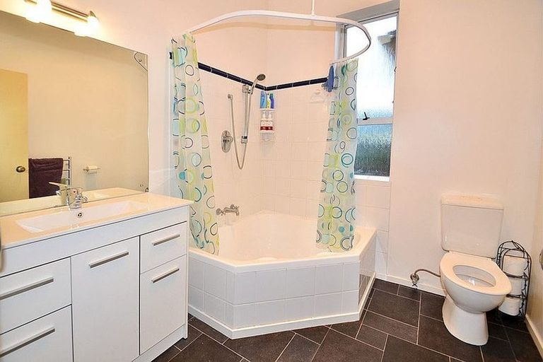 Photo of property in 77 Ascot Street, Saint Kilda, Dunedin, 9012