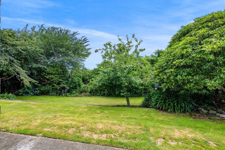 Photo of property in 19 Clifford Road, Eltham, 4322