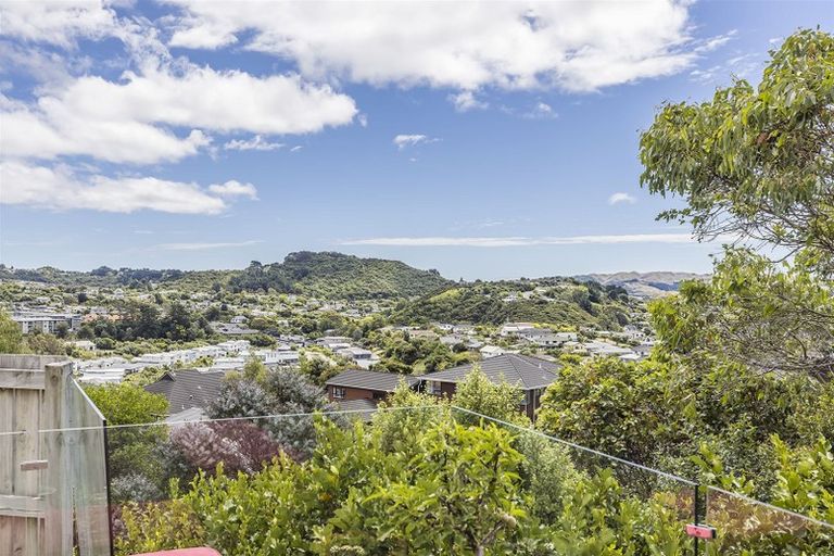 Photo of property in 8 Semaphore Lane, Whitby, Porirua, 5024