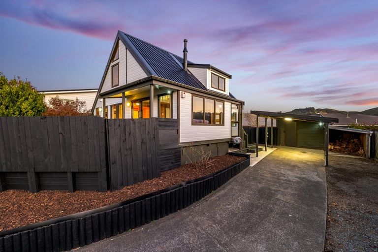 Photo of property in 90 Discovery Drive, Whitby, Porirua, 5024