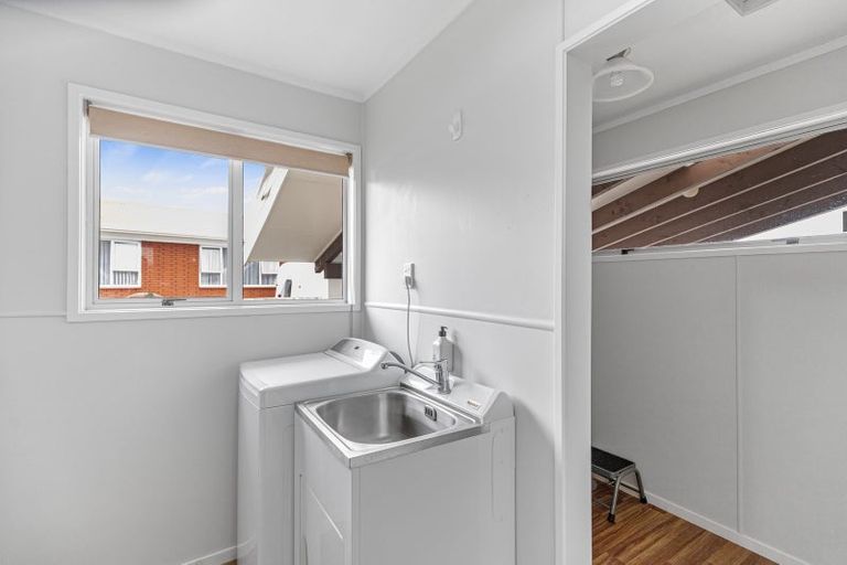 Photo of property in 31 Poaka Avenue, Dinsdale, Hamilton, 3204