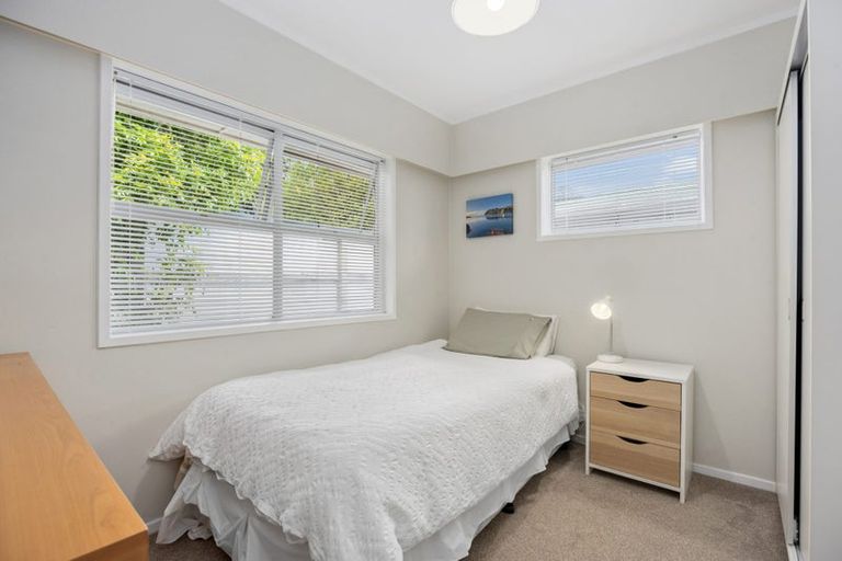 Photo of property in 1/4 Acacia Road, Torbay, Auckland, 0632