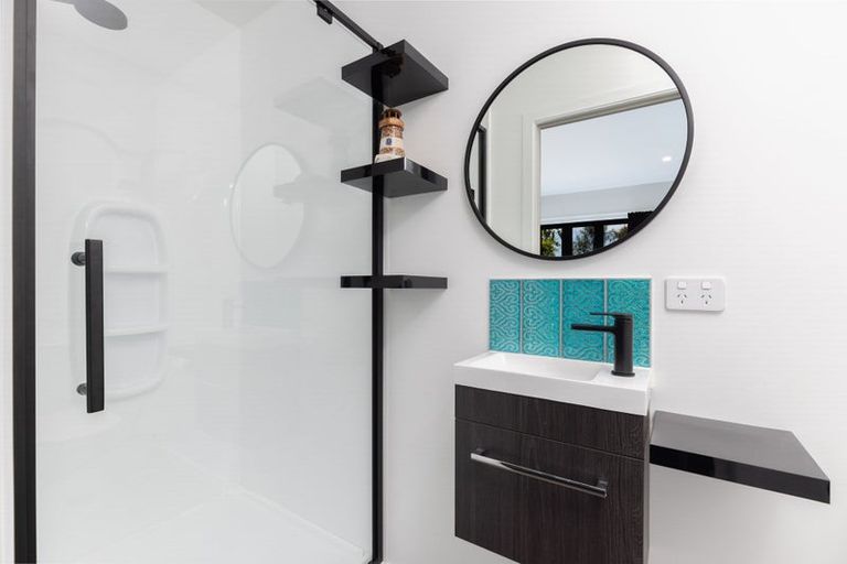 Photo of property in 80 Iwa Street, Mapua, 7005