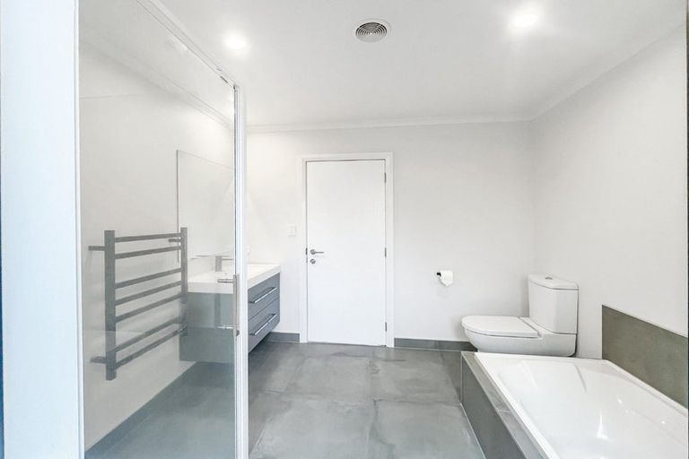 Photo of property in 63a Keeling Street, West End, Palmerston North, 4412