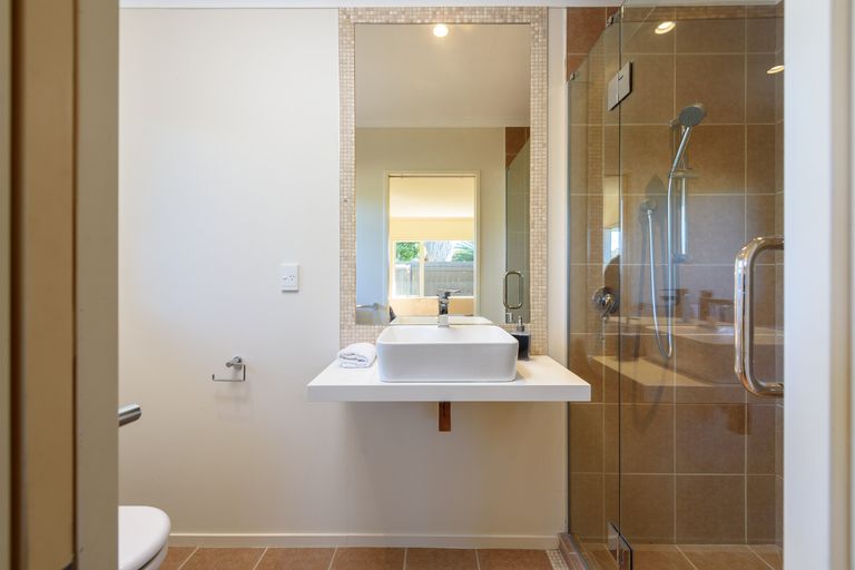 Photo of property in 683 Gloucester Road, Papamoa Beach, Papamoa, 3118