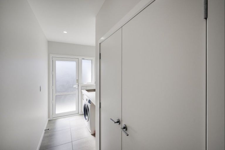Photo of property in 48 Kenny Road, Te Awa, Napier, 4110