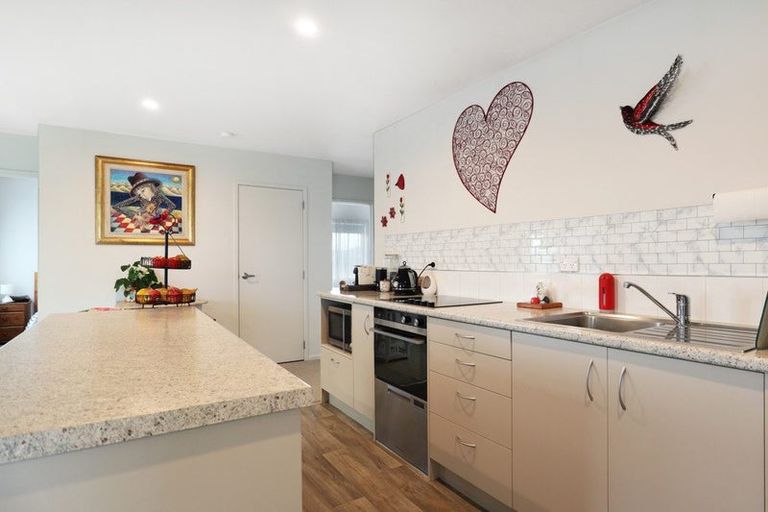 Photo of property in 711/11 Kamahi Crescent, Papamoa Beach, Papamoa, 3118