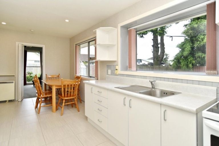 Photo of property in 93 Oakhampton Street, Hornby, Christchurch, 8042