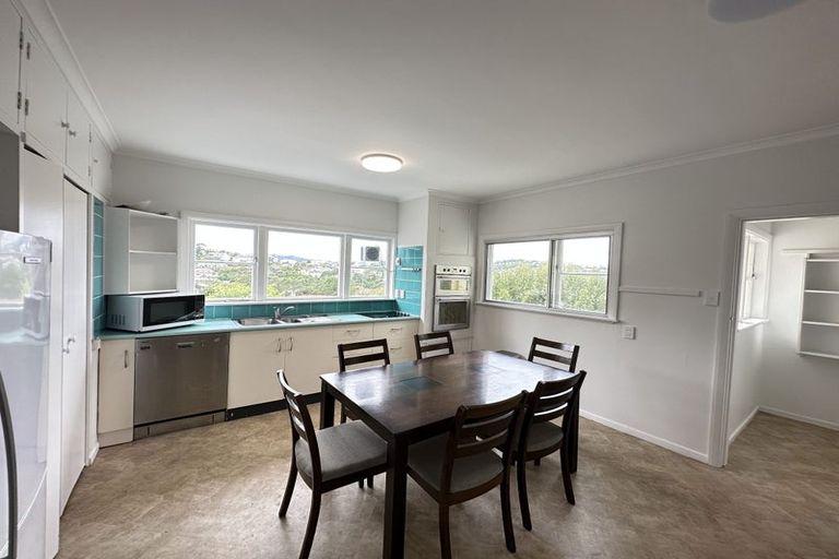 Photo of property in 169 Broderick Road, Johnsonville, Wellington, 6037