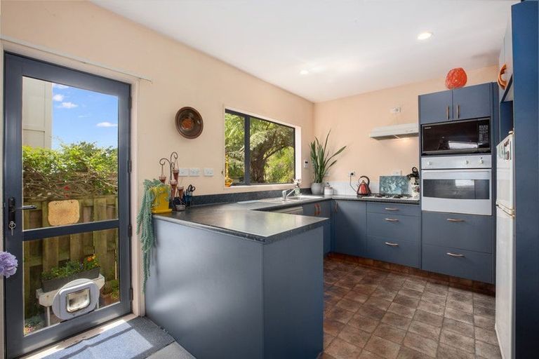 Photo of property in 8b Pelorous Street, Paparangi, Wellington, 6037