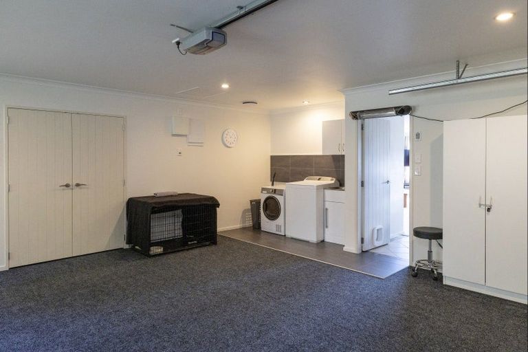Photo of property in 11 Dalmore Way, Acacia Bay, Taupo, 3385