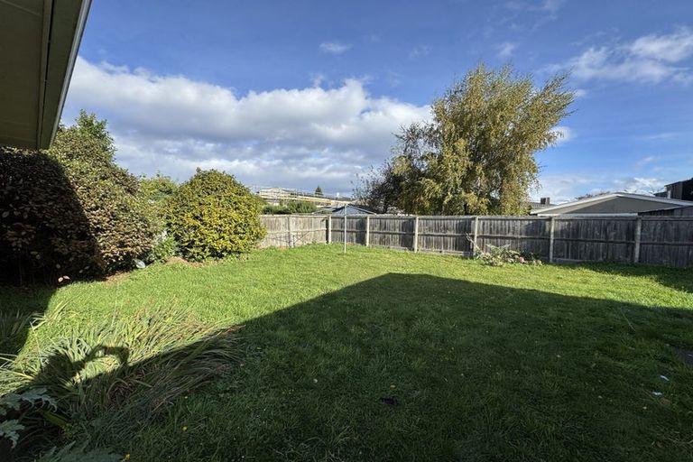 Photo of property in 19 Raleigh Avenue, Fairview Downs, Hamilton, 3214