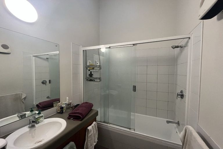 Photo of property in Marion Square Apartments, 18/26 Marion Street, Te Aro, Wellington, 6011