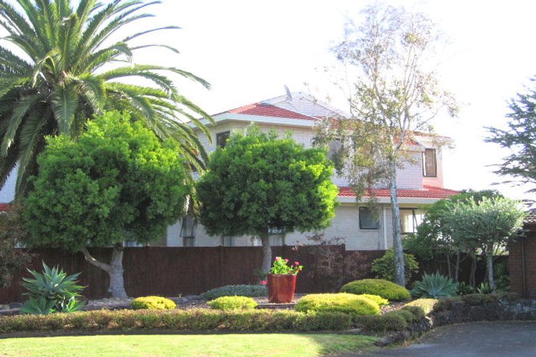 Photo of property in 9 Coquille Place, Half Moon Bay, Auckland, 2012