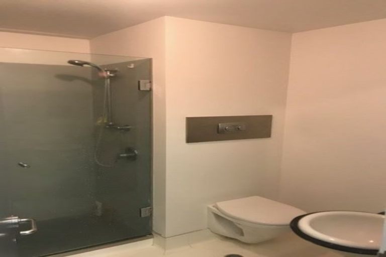 Photo of property in St Pauls Apartments, 93/43u Mulgrave Street, Thorndon, Wellington, 6011