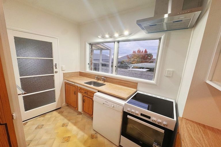 Photo of property in 10 Johnsview Terrace, Hillcrest, Hamilton, 3216