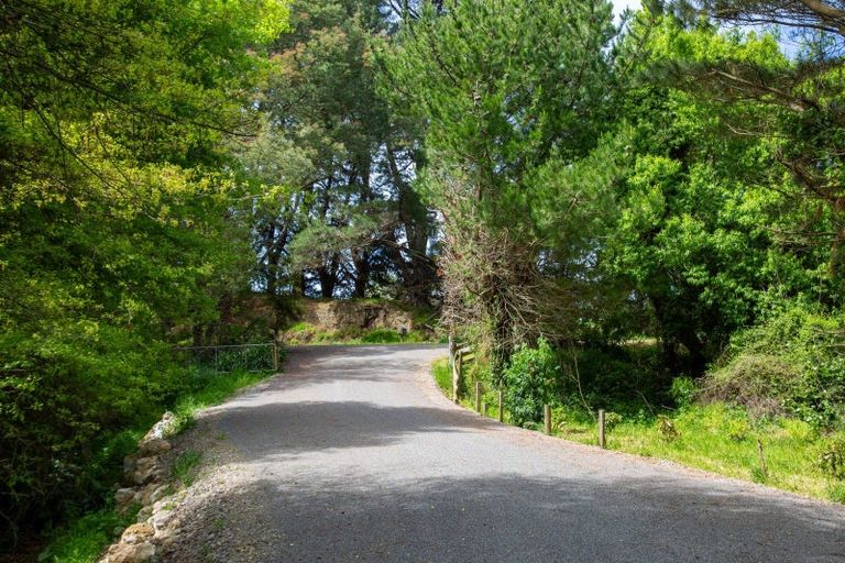 Photo of property in 412 Fabians Road, Morison Bush, Greytown, 5794