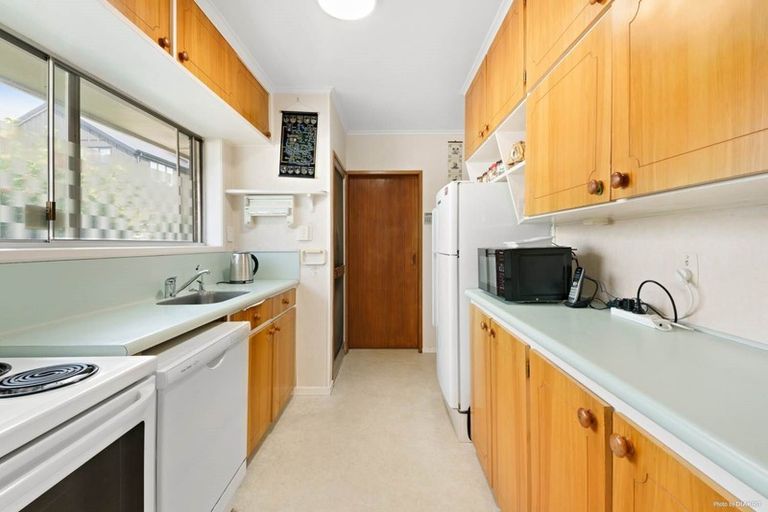 Photo of property in 2/25 Mccrystal Avenue, Bucklands Beach, Auckland, 2012