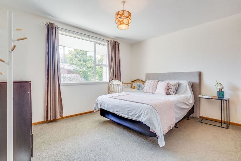 Photo of property in 2/31 Hartford Street, Burnside, Christchurch, 8053