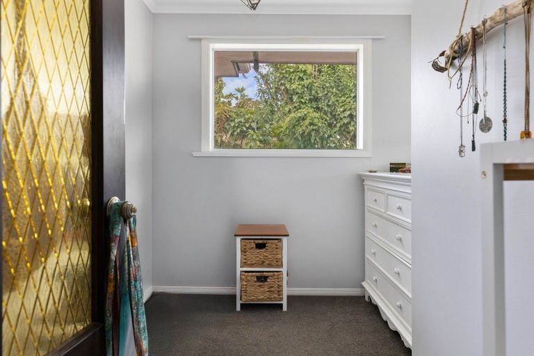 Photo of property in 11 Te Hatepe Avenue, Taupo, 3330