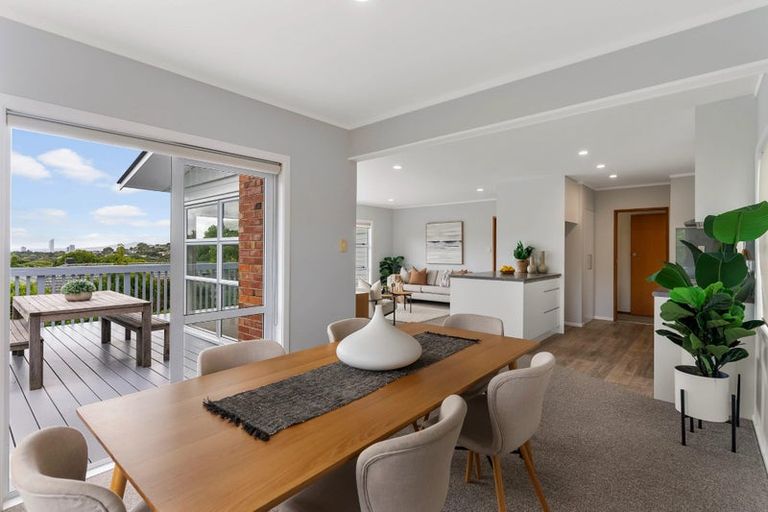 Photo of property in 34 Mcdowell Crescent, Hillcrest, Auckland, 0627