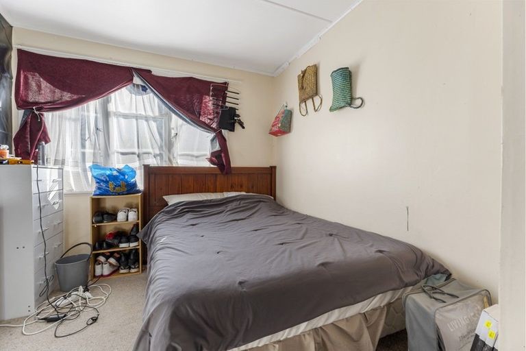 Photo of property in 9 Goldsmith Crescent, Levin, 5510
