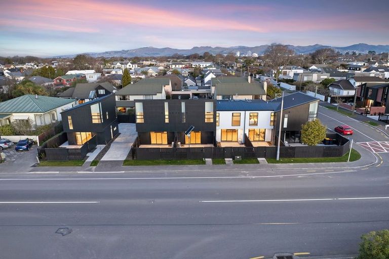 Photo of property in 3/90 Innes Road, St Albans, Christchurch, 8052