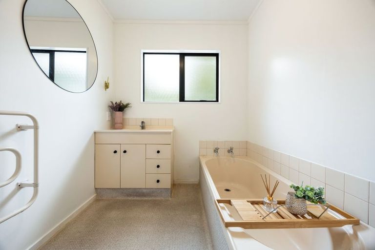 Photo of property in 164 Massey Street, Frankton, Hamilton, 3204