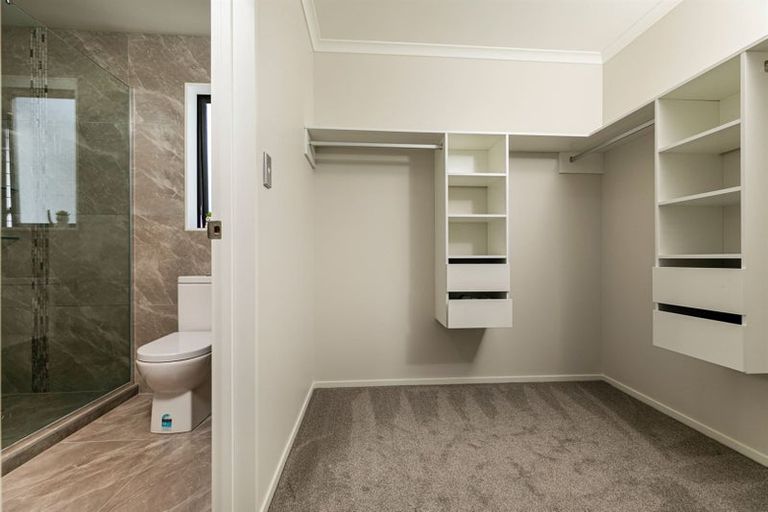 Photo of property in 9a Kingdale Road, Henderson, Auckland, 0610