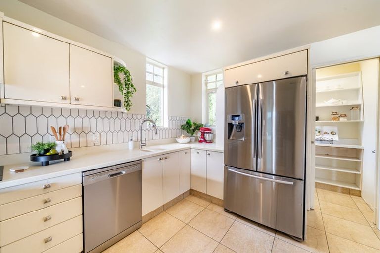 Photo of property in 4/154 Oriental Parade, Oriental Bay, Wellington, 6011