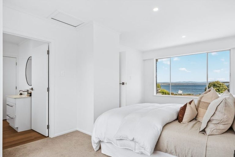Photo of property in 1 Winston Street, Acacia Bay, Taupo, 3330