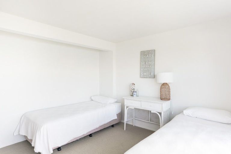 Photo of property in 27 Wellington Street, Russell, 0202