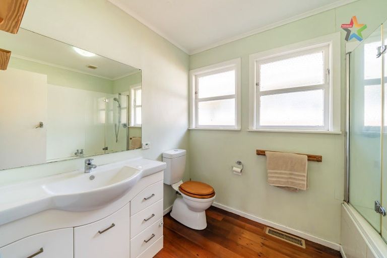 Photo of property in 58 Lees Grove, Wainuiomata, Lower Hutt, 5014