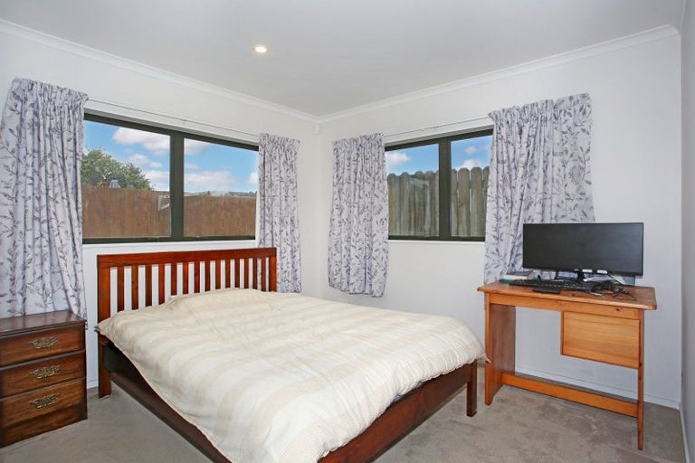 Photo of property in 112a Longford Park Drive, Takanini, 2112