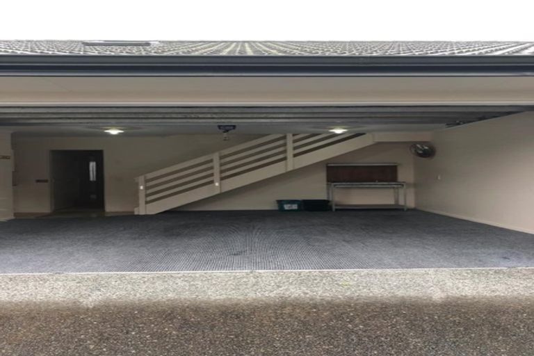 Photo of property in 42 Lakeridge Close, Rangatira Park, Taupo, 3330