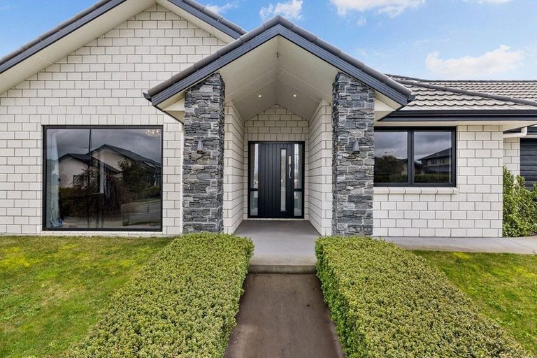 Photo of property in 39a Norfolk Drive, Cambridge, 3434