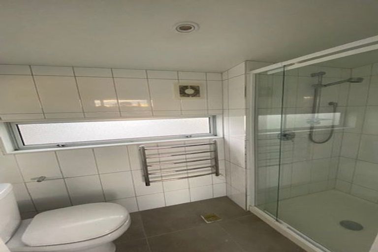 Photo of property in 43 Grafton Street, Waltham, Christchurch, 8011