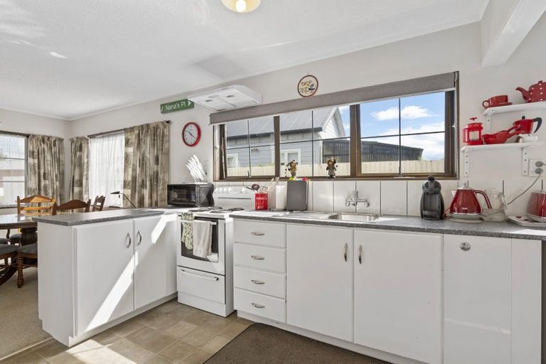 Photo of property in 84a Wilson Street, Hawera, 4610