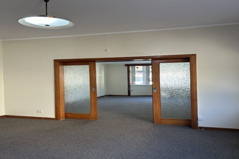 Photo of property in 34 The Parade, Island Bay, Wellington, 6023