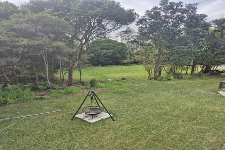 Photo of property in 3 William Pitcher Place, Greenhithe, Auckland, 0632