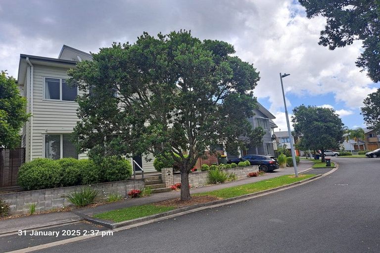 Photo of property in 12 Toheroa Street, Hobsonville, Auckland, 0616